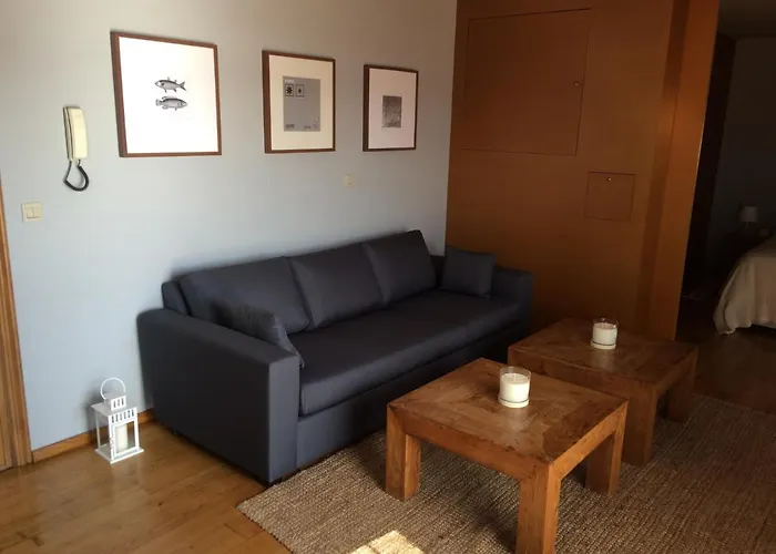 Attic Loft To Wake Up By The Sea. サダ